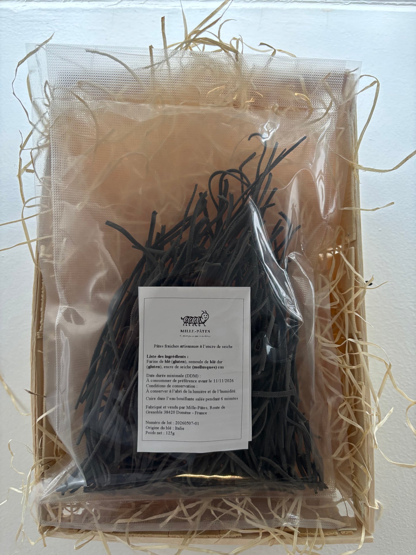 Linguine artisanales à l'encre de seiche